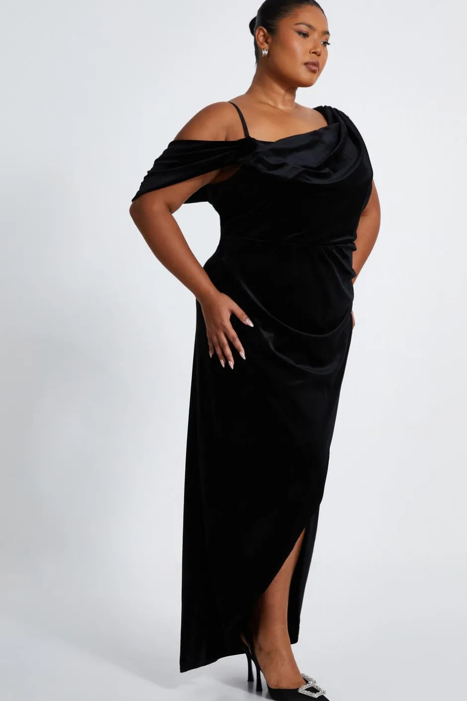 Quiz Curve Velvet Wrap Maxi Dress Black Hot