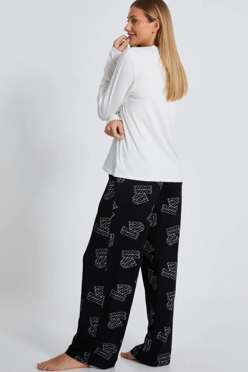 Quiz Black Slogan Pyjama Set New