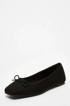 Quiz Black Square Toe Flat Pumps Hot