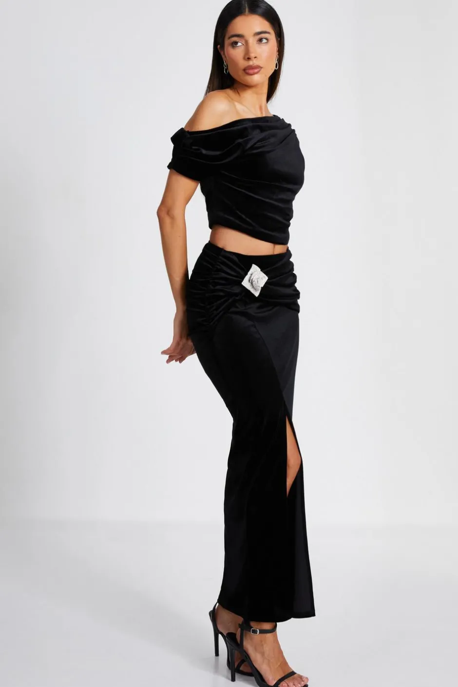 Quiz Black Velvet Corsage Maxi Skirt New