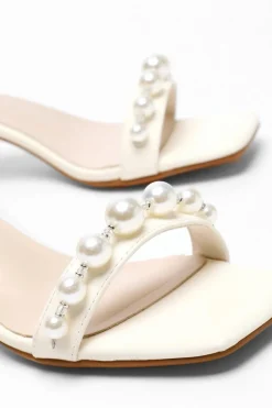 Quiz Bridal Pearl Strap Block Heeled Sandals Hot