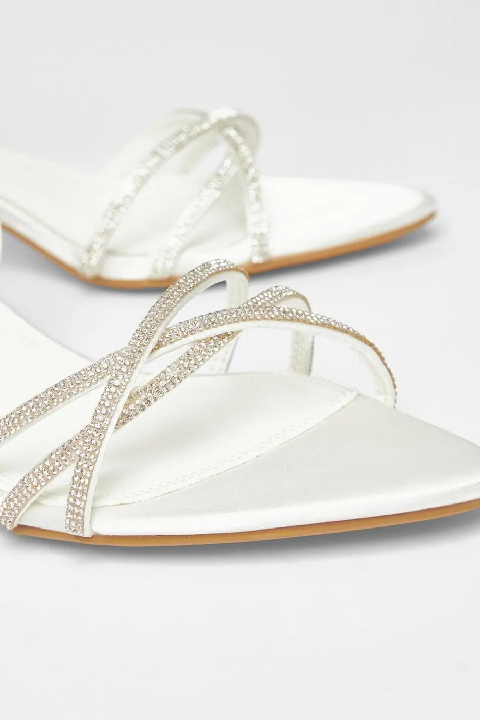Quiz Bridal White Diamante Cross Strap Heels Hot