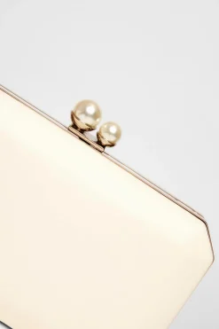 Quiz Bridal White Pearl Clasp Box Bag