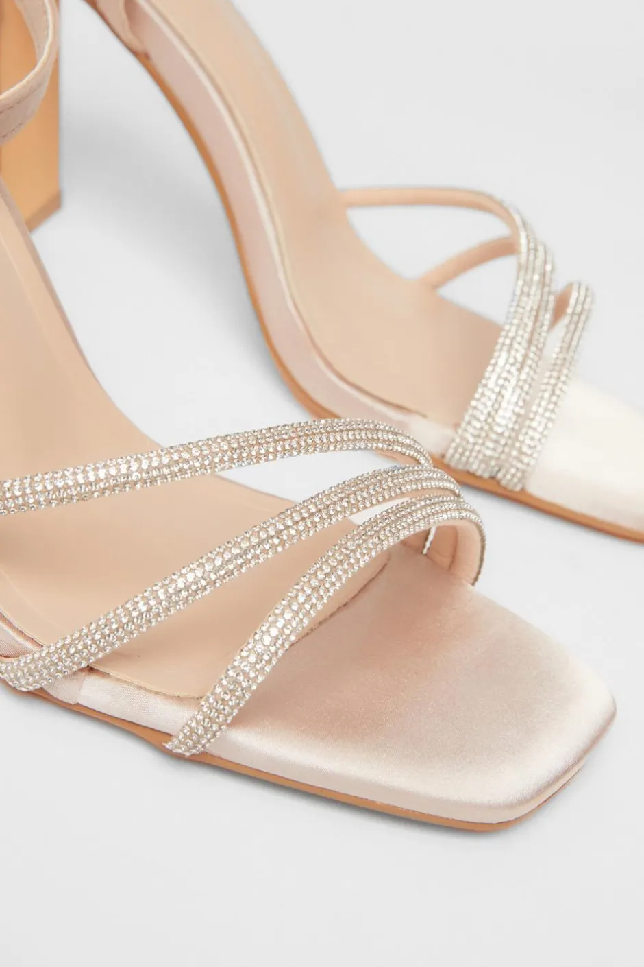 Quiz Diamante Block Heels Champagne Online
