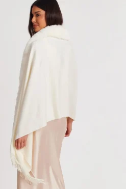 Quiz Faux Fur Trim Cape Cream Hot