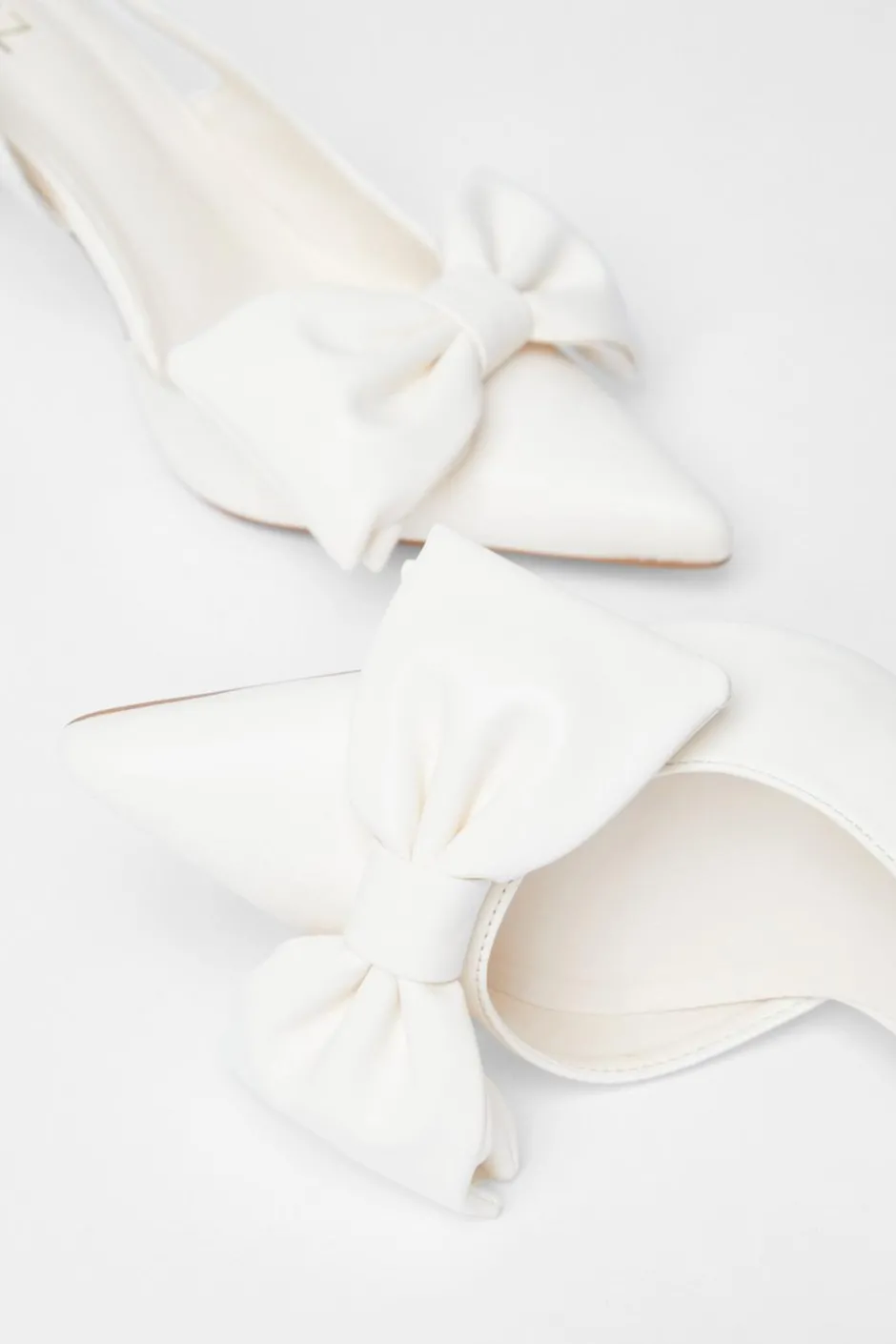 Quiz Faux Leather Bow Court Heels Cream Outlet
