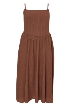 Quiz Curve Drop Waist Midaxi Dress Brown