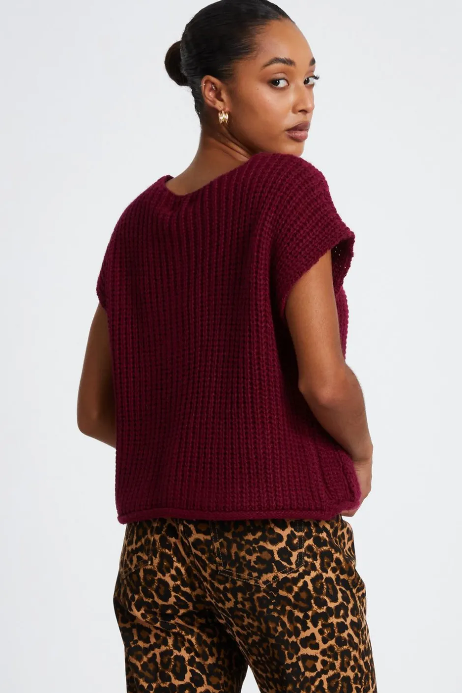 Quiz Dark Red Knit Sleeveless Cardigan Berry Best