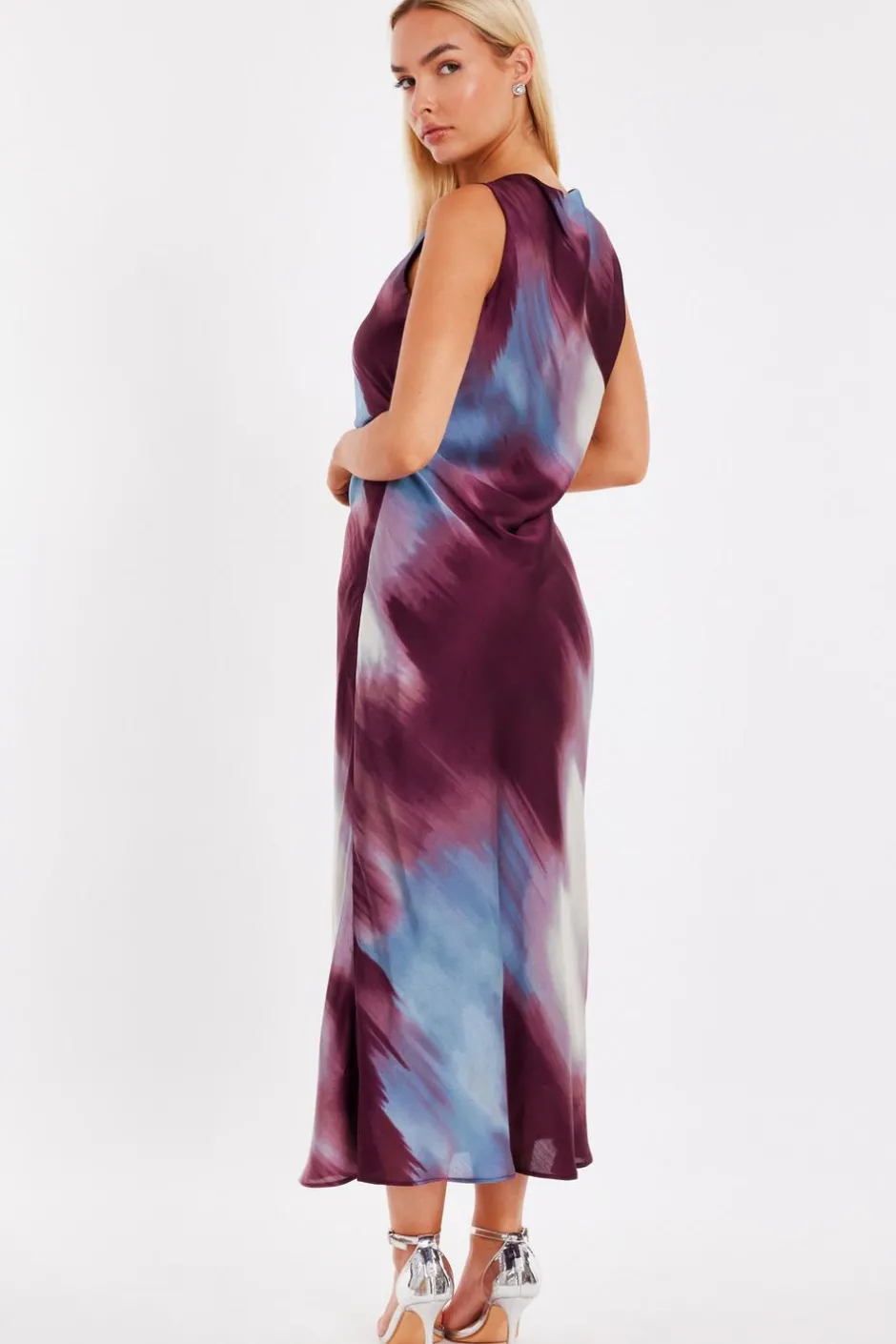 Quiz Dark Red Printed Satin Midaxi Dress Online