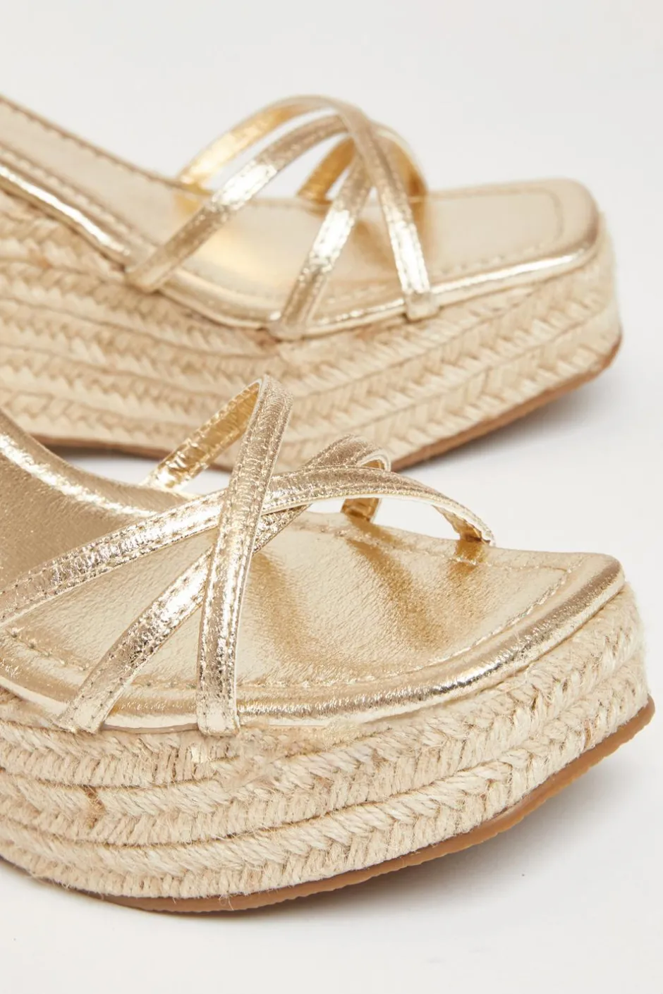Quiz Cross Strap Platform Wedges Gold Outlet