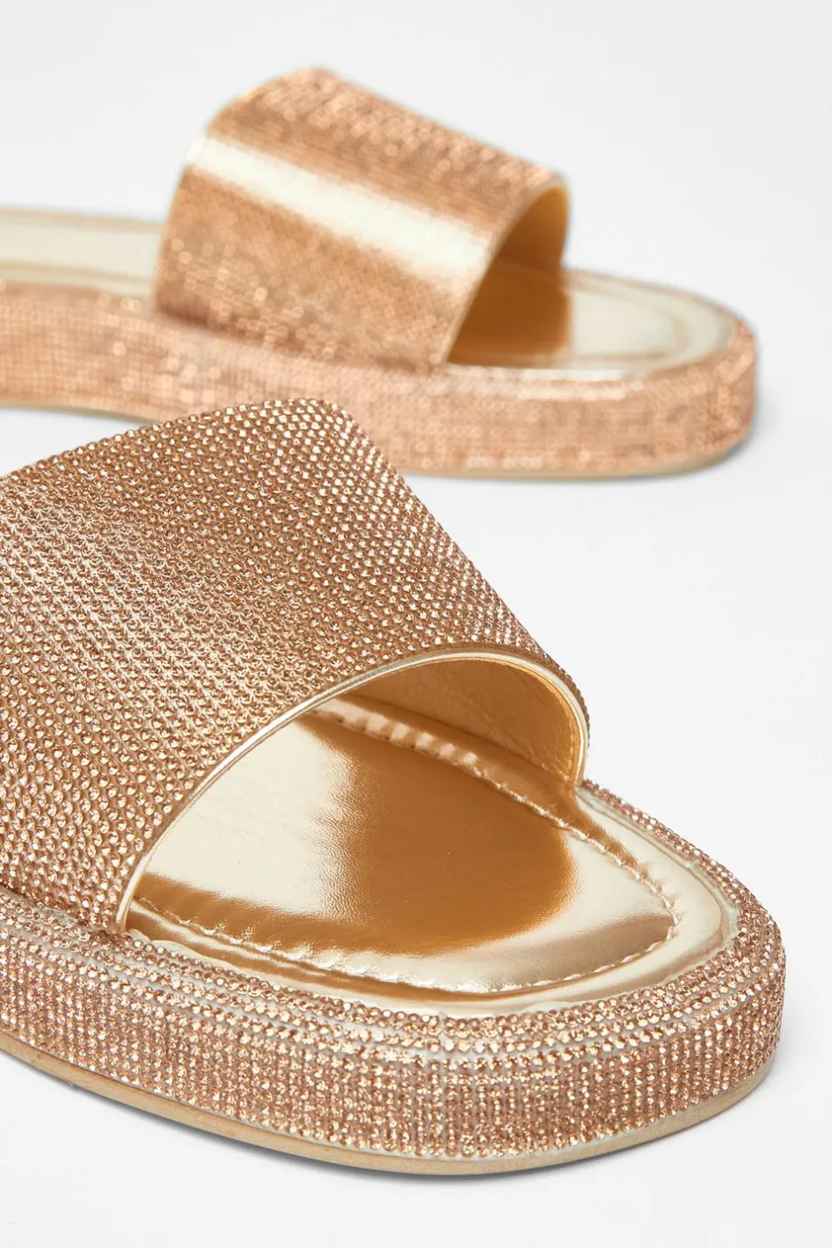 Quiz Diamante Flat Sandals Gold Outlet