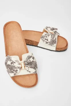 Quiz Bow Flat Sandals Natural Discount