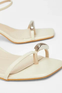 Quiz Toe Thong Stiletto Heels Nude New
