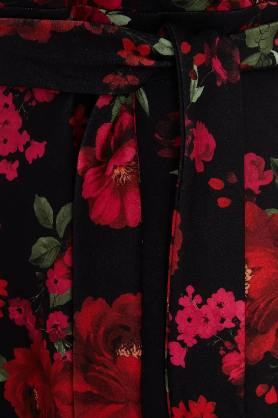 Quiz Petite Black Floral Dip Hem Midi Dress