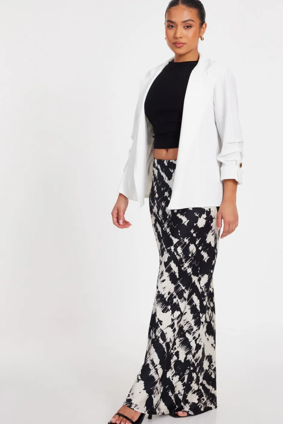 Quiz Petite Ruched Sleeve Blazer Cream