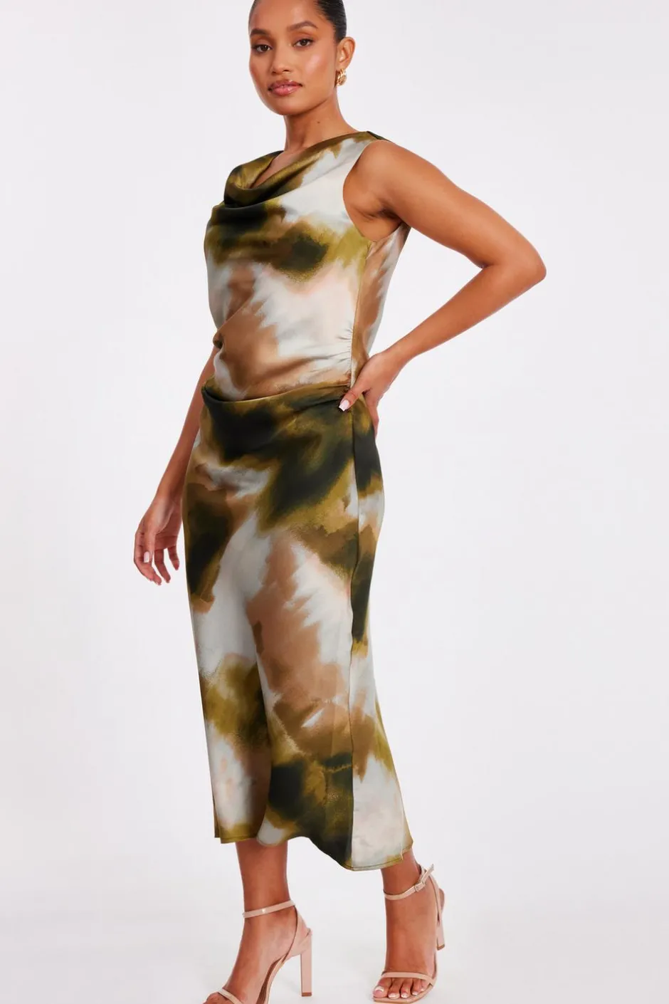 Quiz Petite Khaki Satin Printed Midaxi Dress