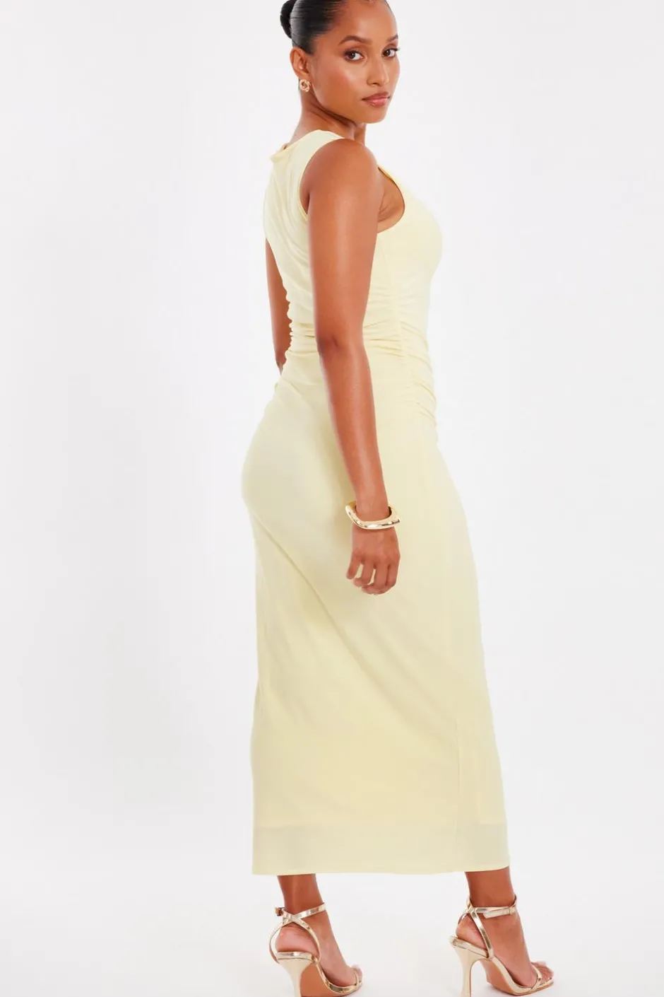 Quiz Petite Yellow Gold Buckle Midaxi Dress