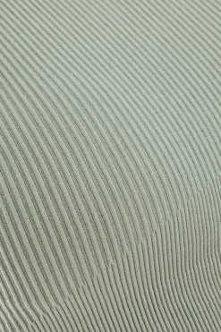 Quiz Sage Seamless Strappy Crop Top Online