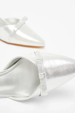 Quiz Shimmer Bow Court Heels Silver Best