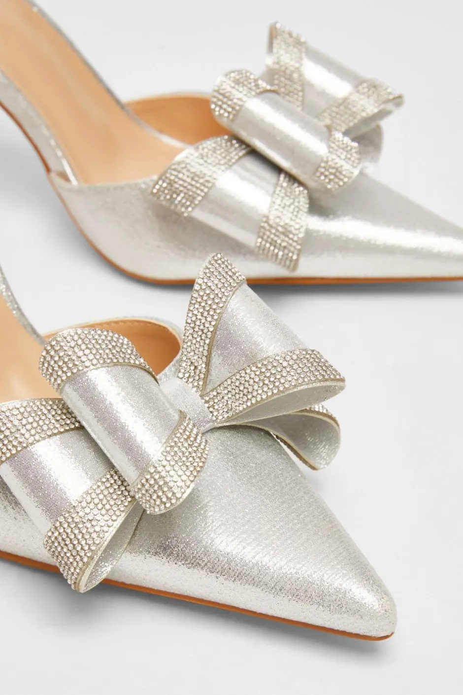 Quiz Shimmer Diamante Bow Court Heels Silver