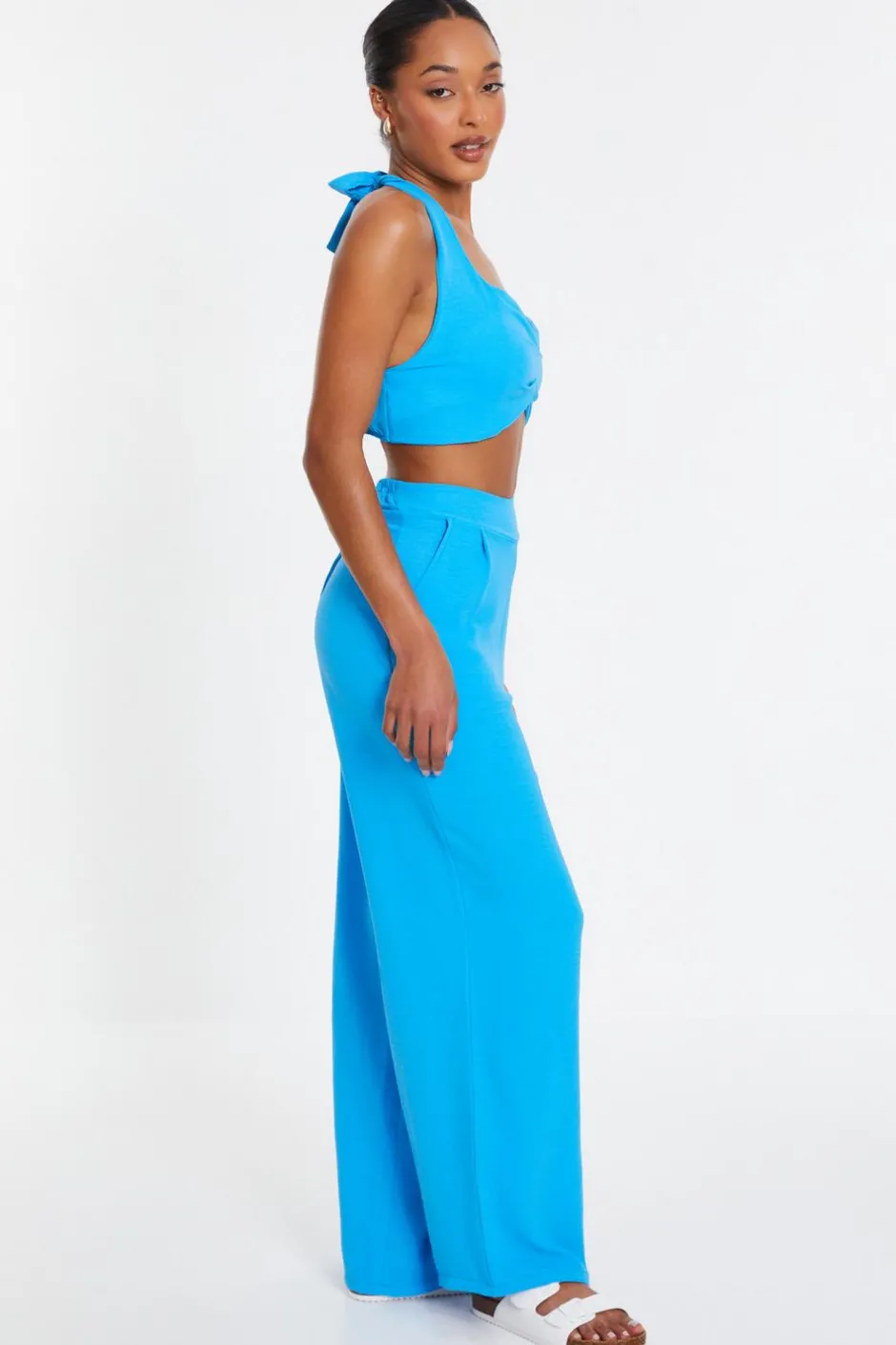 Quiz Turquoise Halter Neck Crop Top Discount