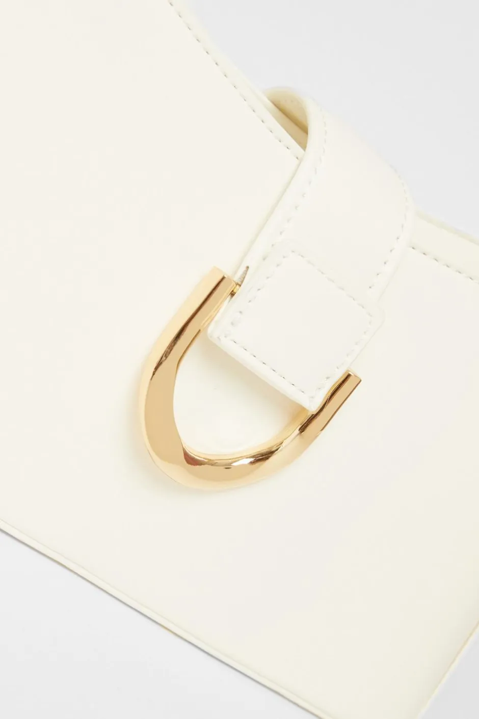 Quiz Buckle Detail Shoulder Bag White Outlet
