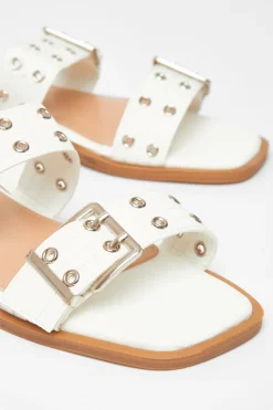 Quiz Buckle Flat Sandals White Best
