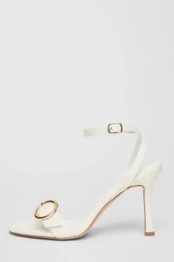Quiz Buckle Front Heels White Best