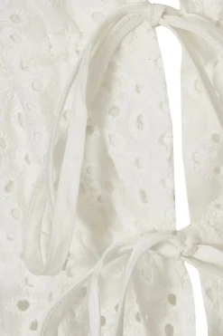 Quiz White Embroidered Tie Front Top New