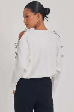 Quiz White Knitted Diamante Bow Jumper Hot