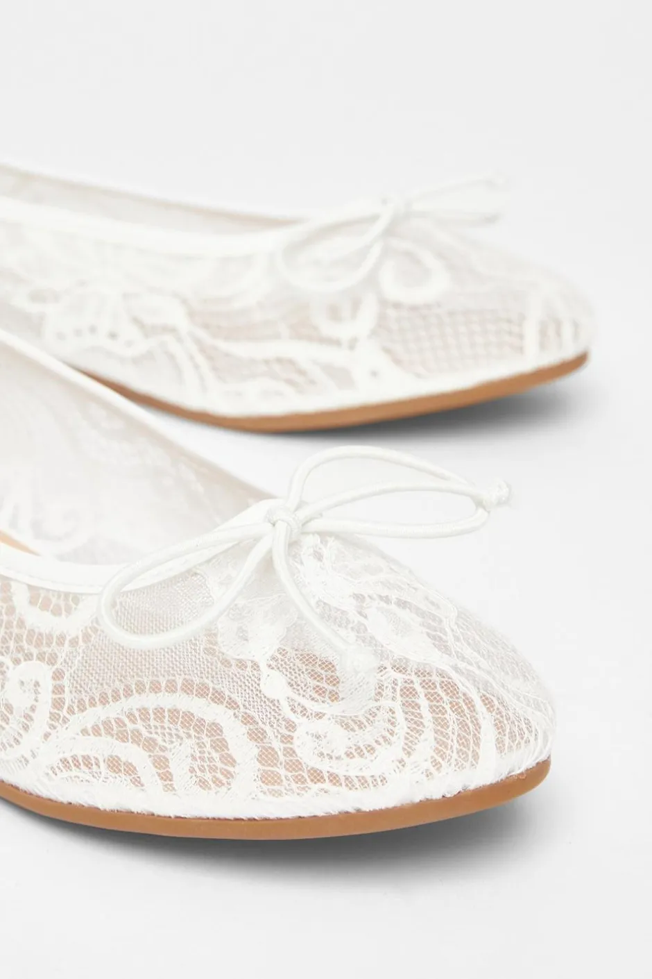 Quiz Lace Pumps White Hot