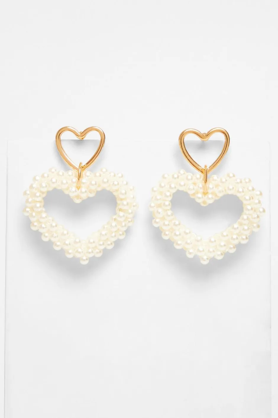 Quiz White Pearl Heart Earrings Hot