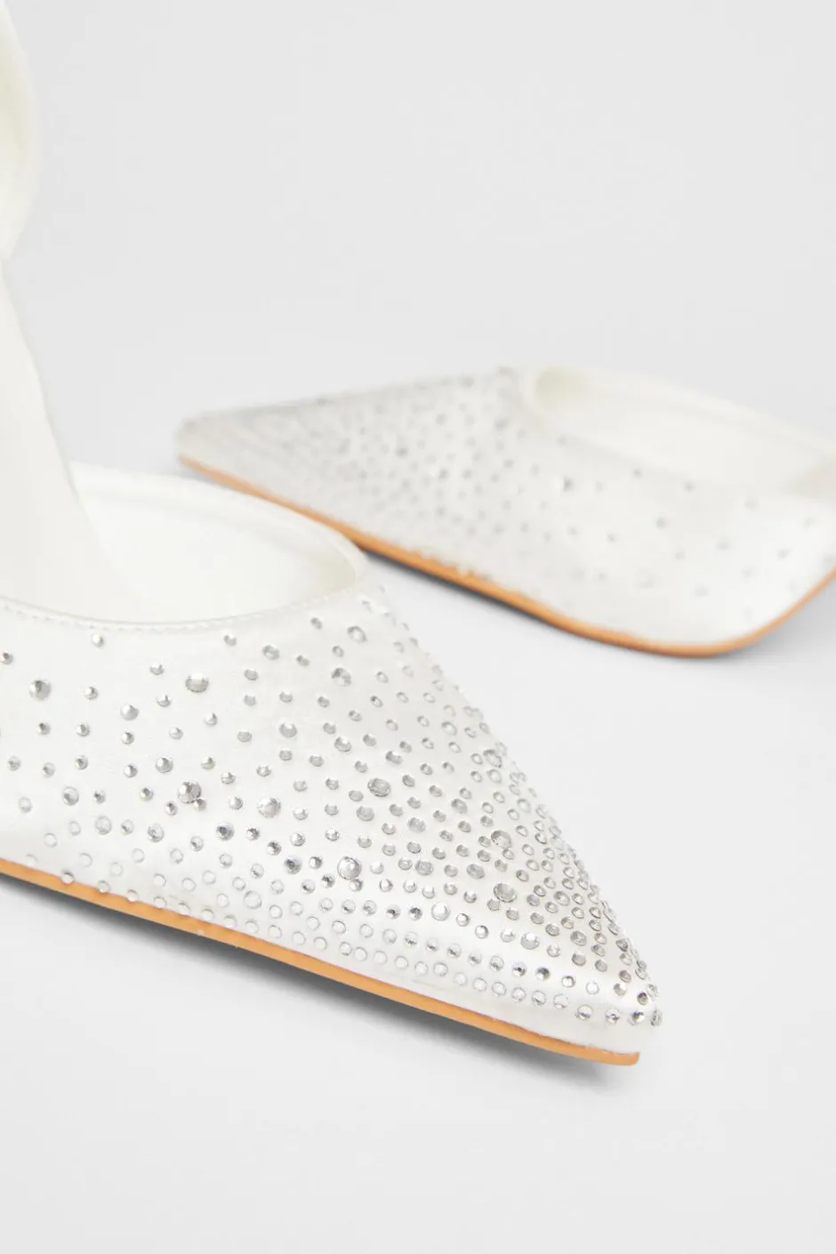 Quiz Wide Fit Diamante Court Heels White New